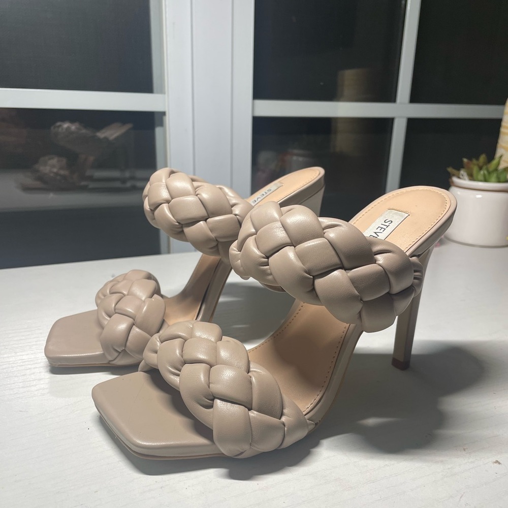 Steve Madden Women's Kenley Taupe Braided Heeled Sandal Size 7 (4.5 inches)